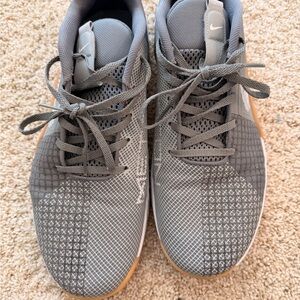 Nike Men’s Gray Mesh Athletic Trainers